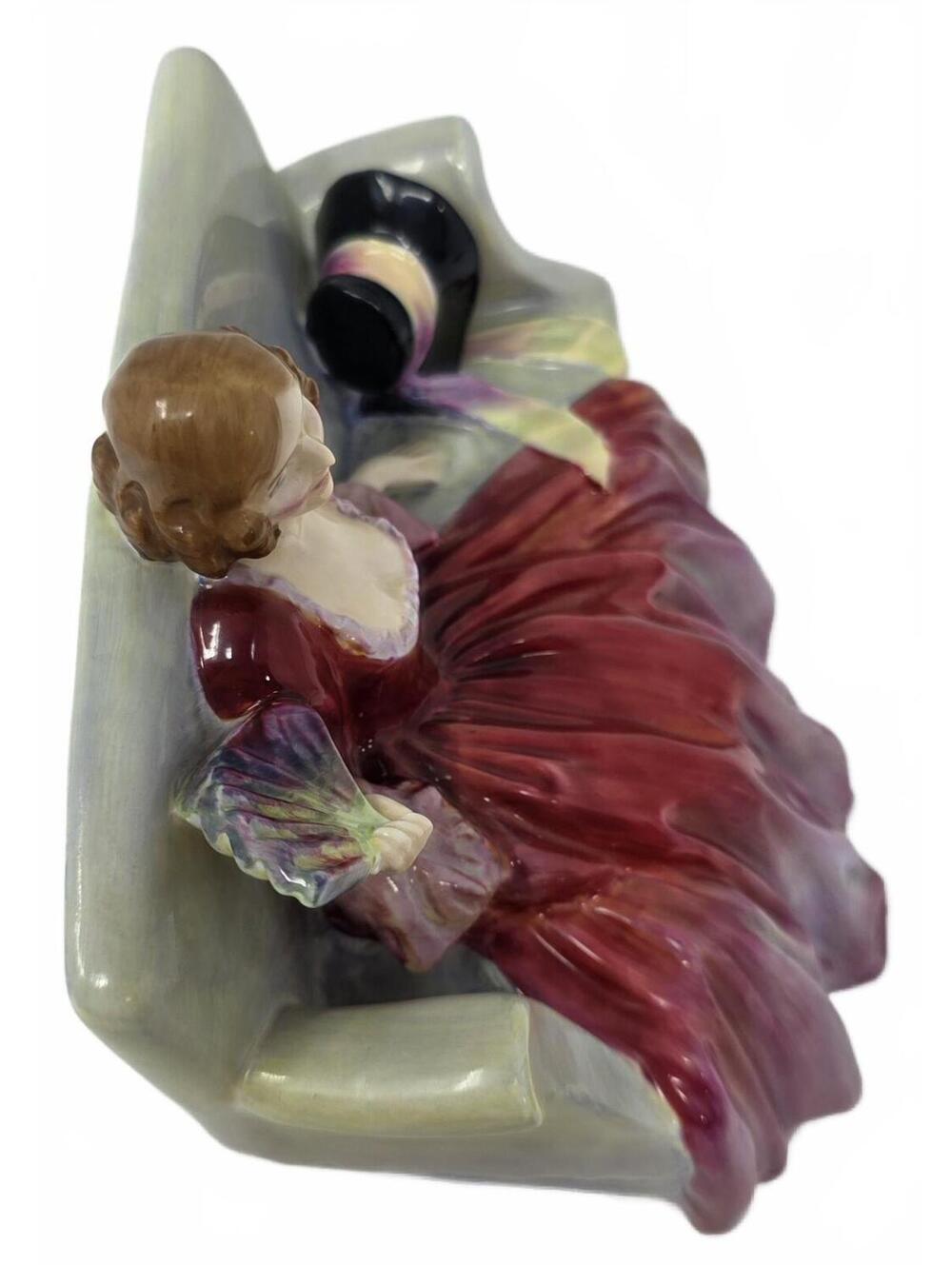 Antique 1938 Royal Doulton Sweet & Twenty HN1298 Lady Figurine Sofa - Picture 6 of 8